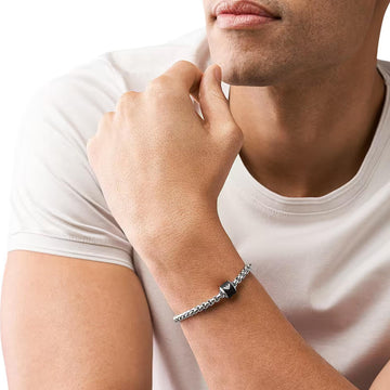 Ανδρικό βραχιόλι Emporio Armani EGS2911040 ατσάλινο σε ασημί χρώμα με μαύρο στοιχείο, μήκους 19cm.